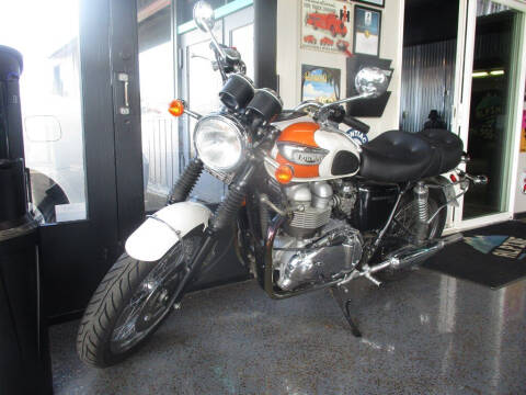 2006 Triumph T100 for sale at ALPINE MOTORS in Milwaukie OR