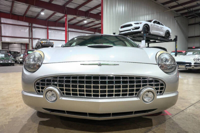 2004 Ford Thunderbird Deluxe