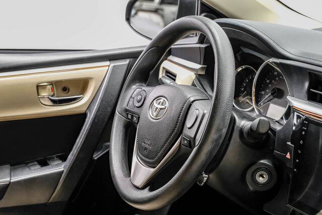 2015 Toyota Corolla LE