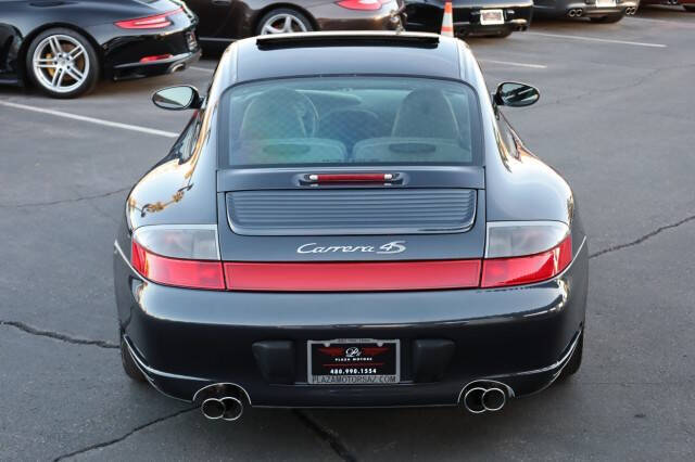2004 Porsche 911 Carrera 4S