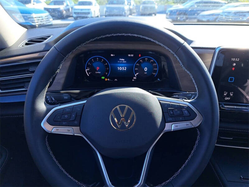 2026 Volkswagen Atlas SE