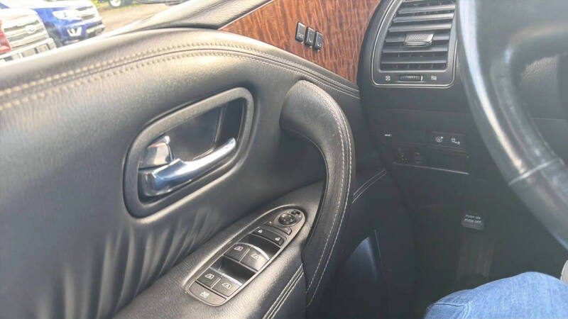 2017 Nissan Armada Platinum