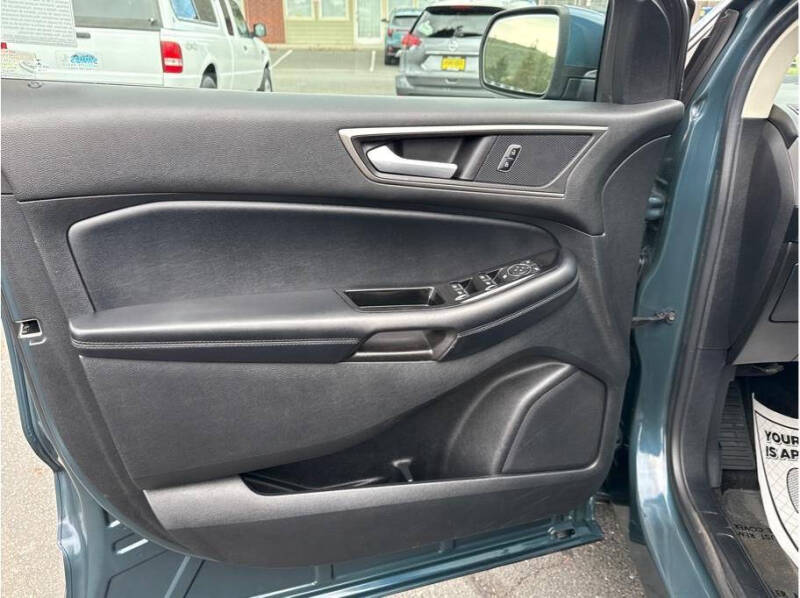 2016 Ford Edge SEL
