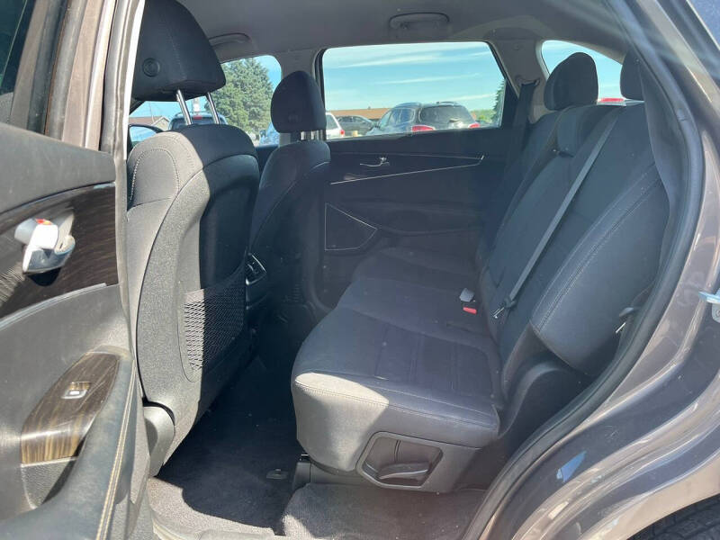 2019 Kia Sorento LX