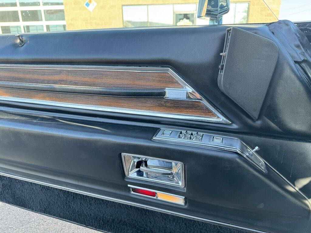 1972 Cadillac DeVille 10