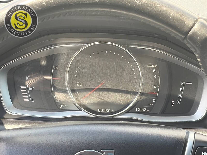 2017 Volvo XC60 T5 Dynamic