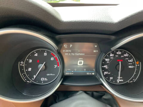 2018 Alfa Romeo Stelvio Sport