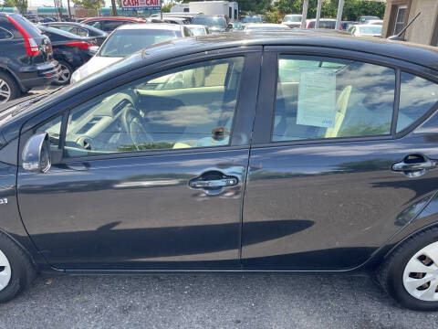 2012 Toyota Prius c Two