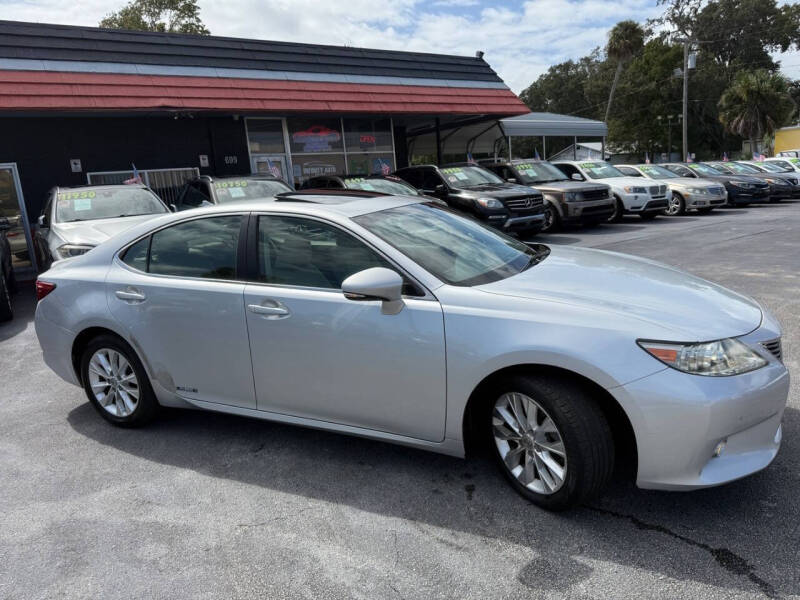 2013 Lexus ES 300h