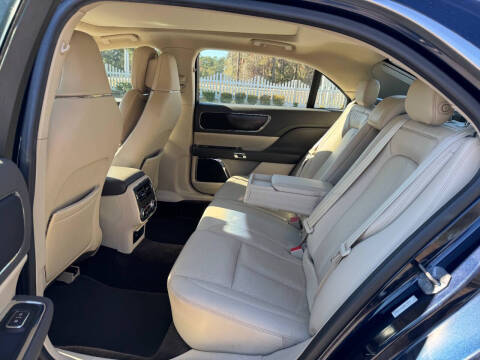 2017 Lincoln Continental Reserve