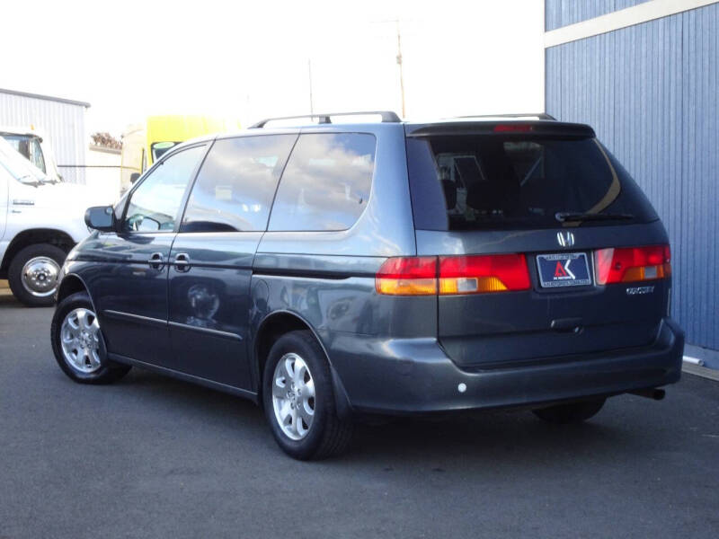 2003 Honda Odyssey EX photo 10