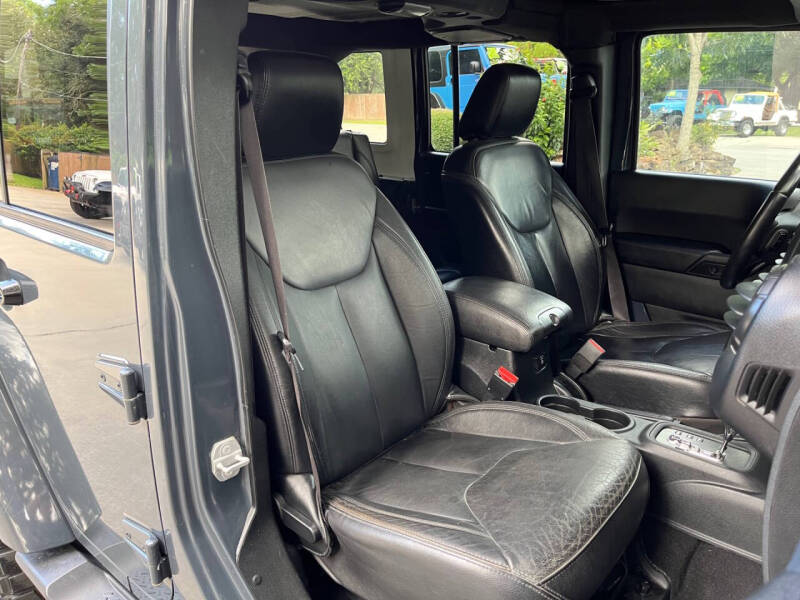 2017 Jeep Wrangler Unlimited Smoky Mountain