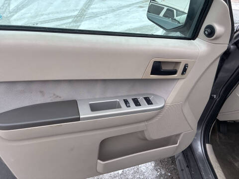 2011 Ford Escape XLT