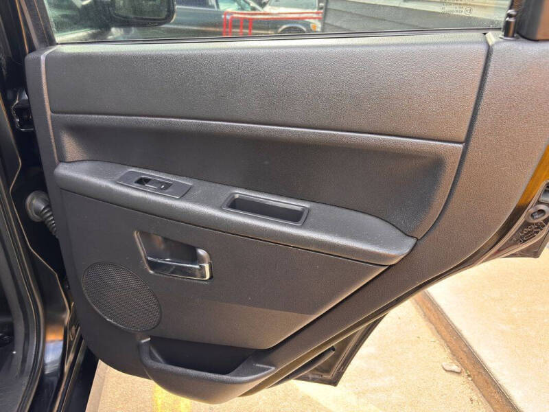 2009 Jeep Grand Cherokee SRT8