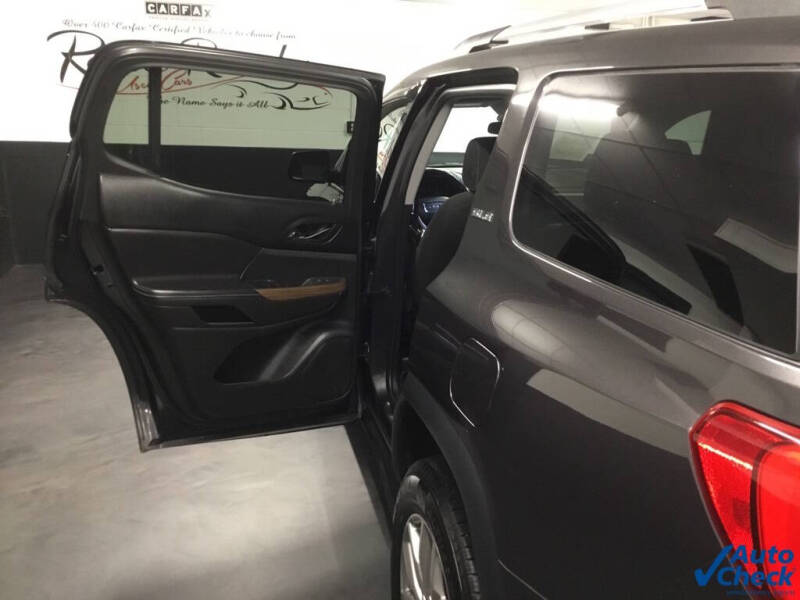 2018 GMC Acadia SLE-2