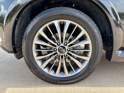 2019 Infiniti QX80 Luxe