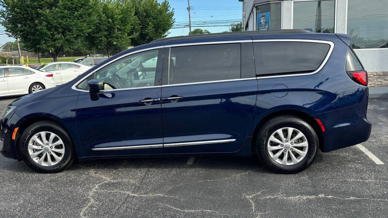 2017 Chrysler Pacifica
