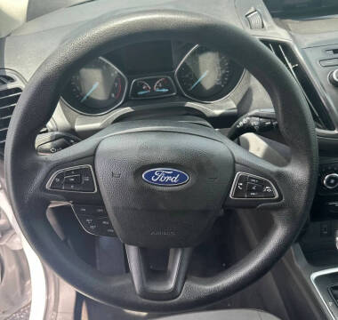 2017 Ford Escape S