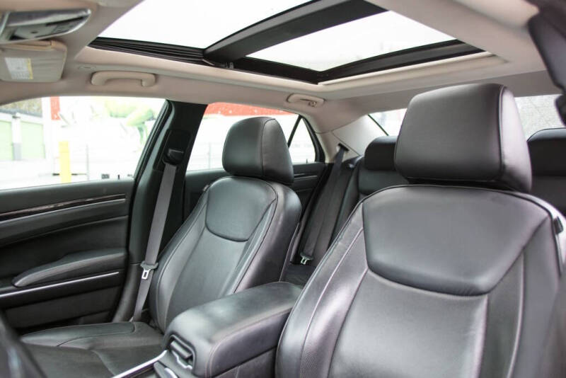 2019 Chrysler 300 Limited