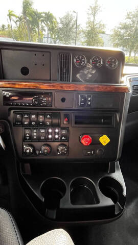 2018 International LT625