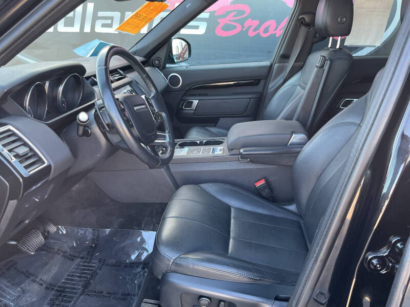 2020 Land Rover Discovery SE