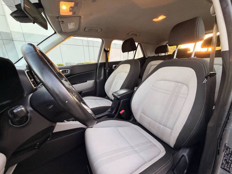 2021 Hyundai Venue SEL