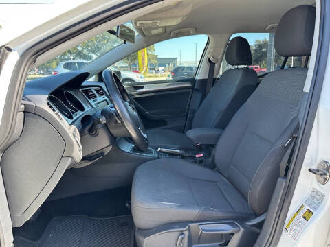 2016 Volkswagen Golf SportWagen TSI S