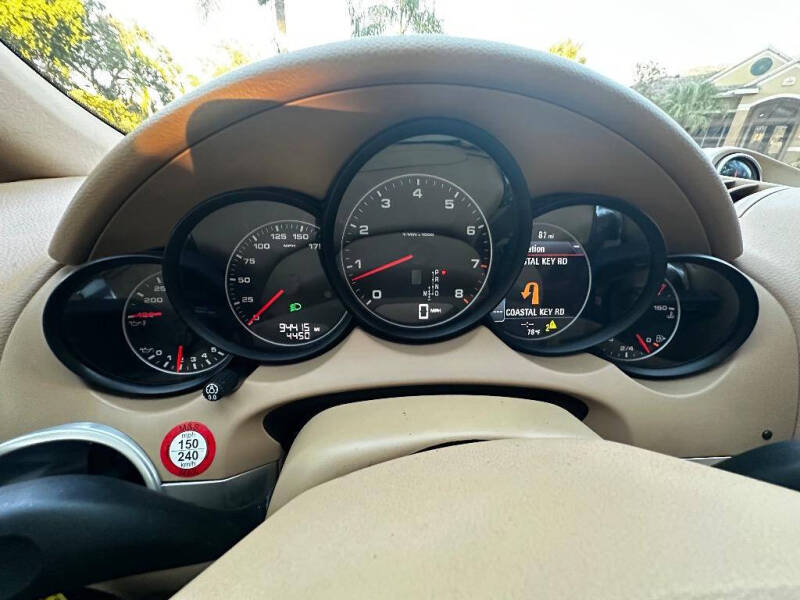 2013 Porsche Cayenne