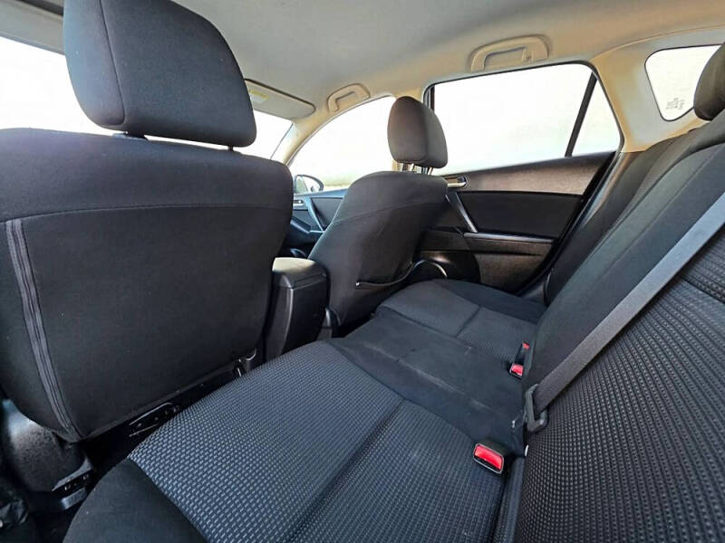 2012 Mazda MAZDA3 i Touring