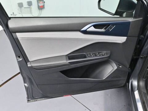 2024 Volkswagen Taos SE 4Motion