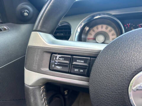 2012 Ford Mustang V6 Premium