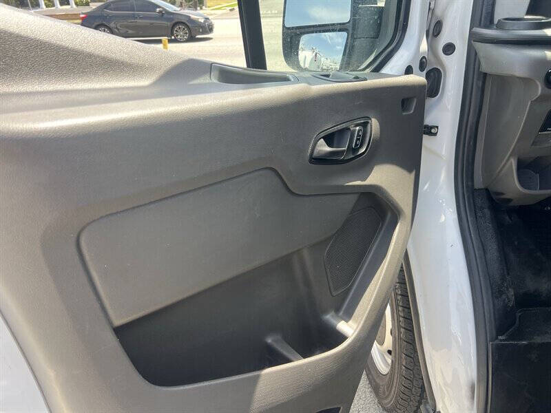 2023 Ford Transit