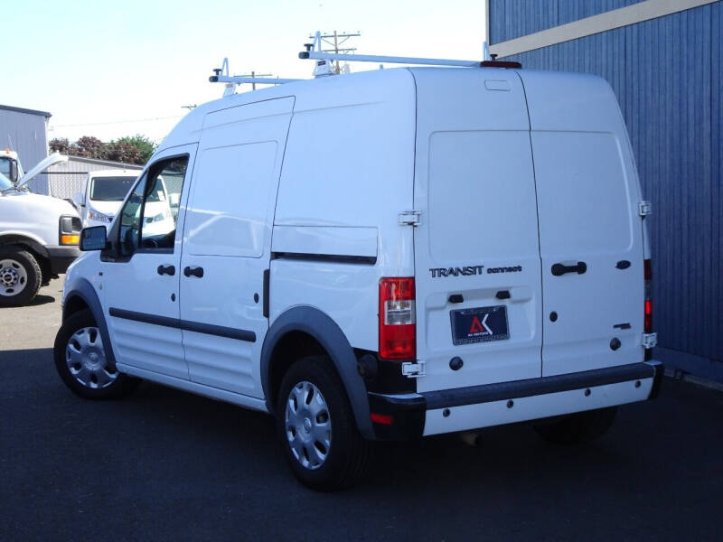 2013 Ford Transit Connect null photo 10