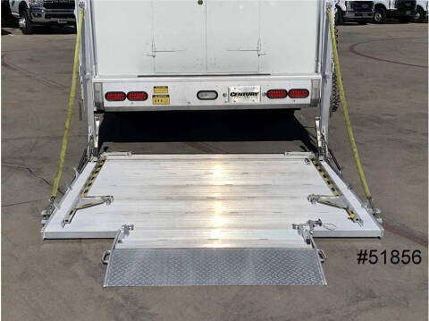 2016 Freightliner MT45 Chassis