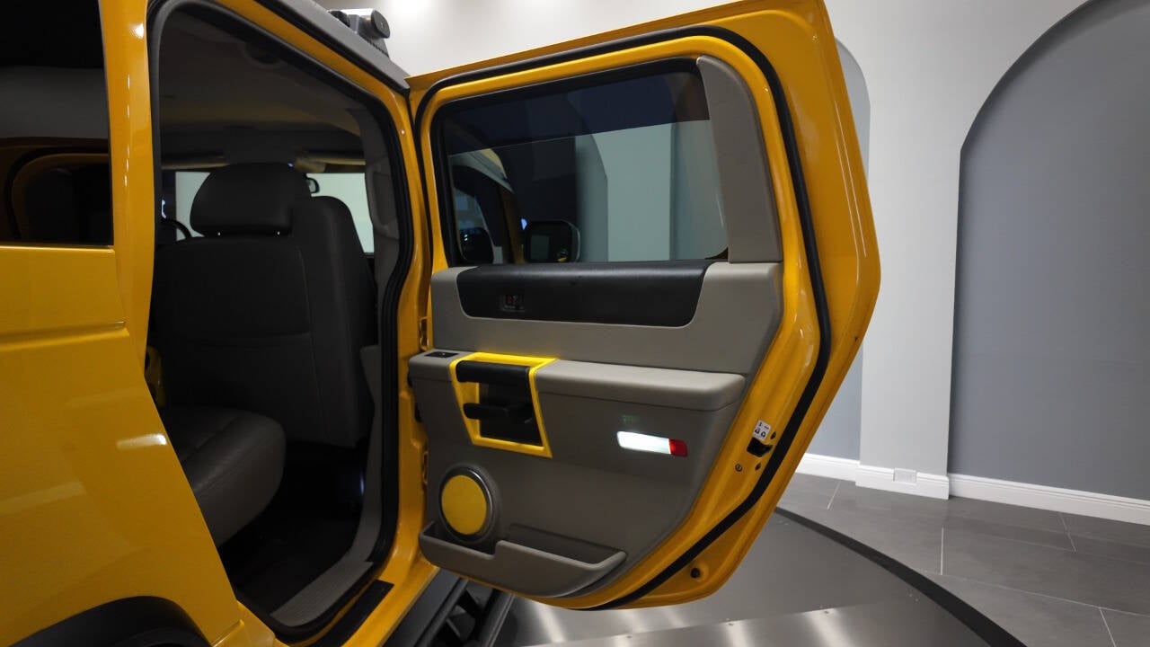 2004 HUMMER H2 50