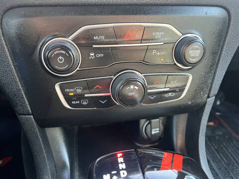 2019 Dodge Charger SXT