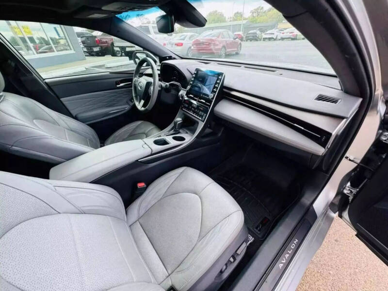 2019 Toyota Avalon Limited