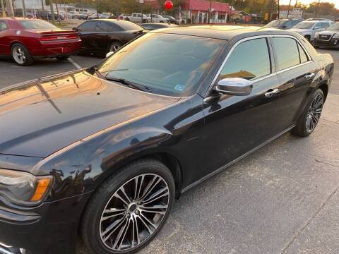 2013 Chrysler 300 for sale at Urban Auto Connection in Richmond VA