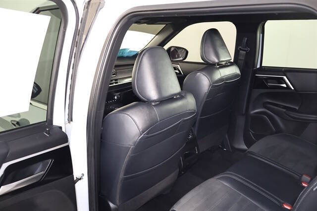 2022 Mitsubishi Outlander Black Edition