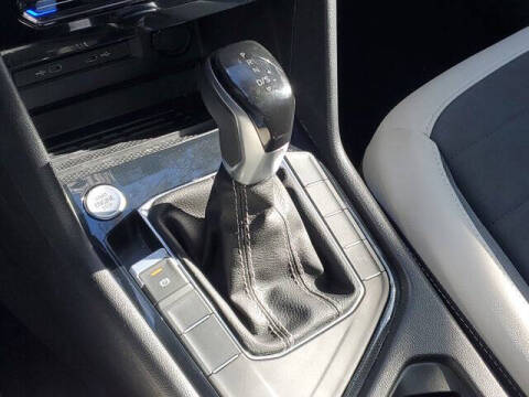 2025 Volkswagen Taos SE