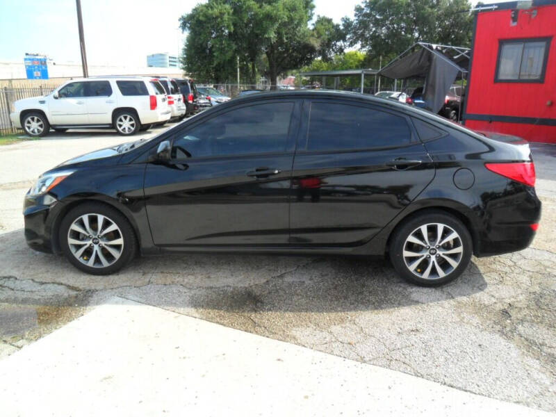 2017 Hyundai Accent SE