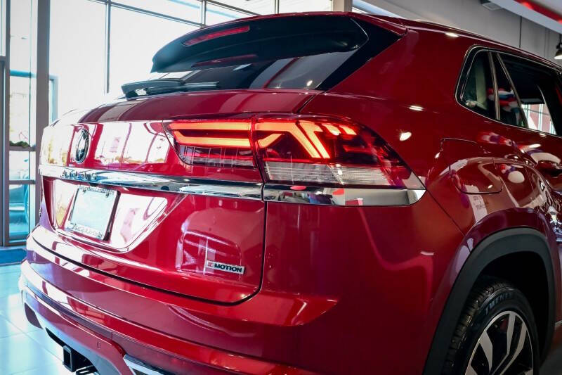 2022 Volkswagen Atlas Cross Sport V6 SEL Premium R-Line 4Motion
