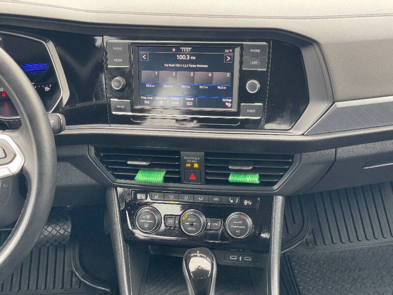 2024 Volkswagen Jetta SE