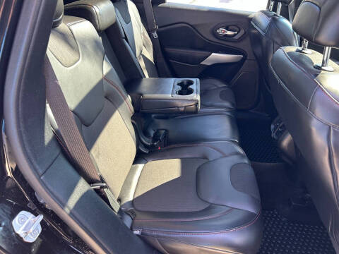 2018 Jeep Cherokee Trailhawk