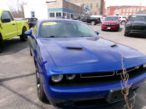 2018 Dodge Challenger SXT Plus