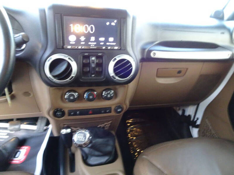 2013 Jeep Wrangler Unlimited Sahara