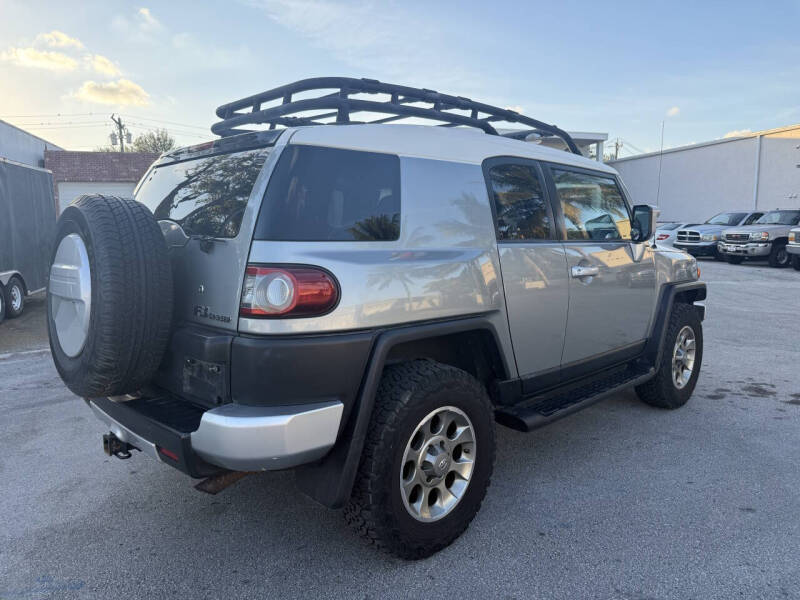 2012 Toyota FJ Cruiser
