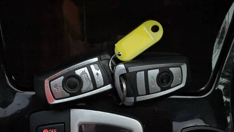 2015 BMW 5 Series 528i