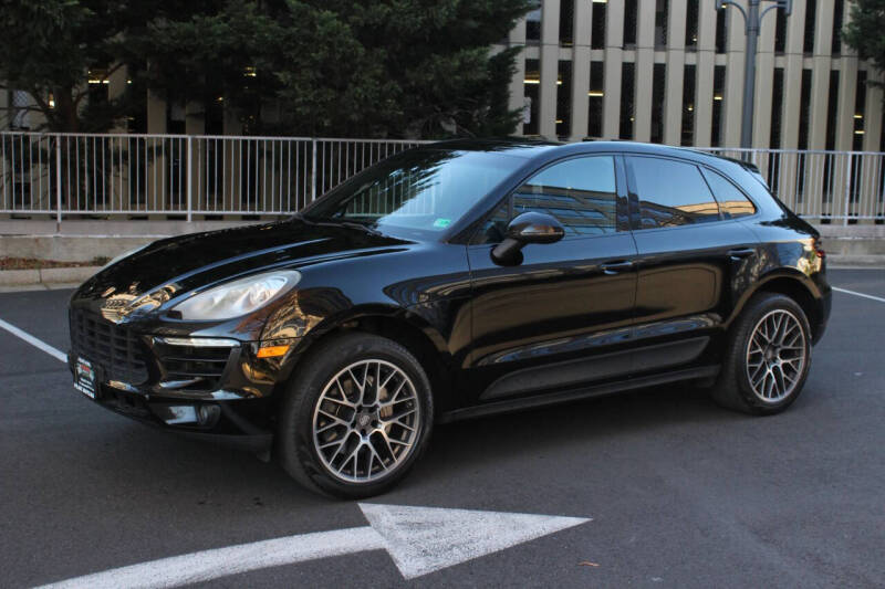 2016 Porsche Macan S