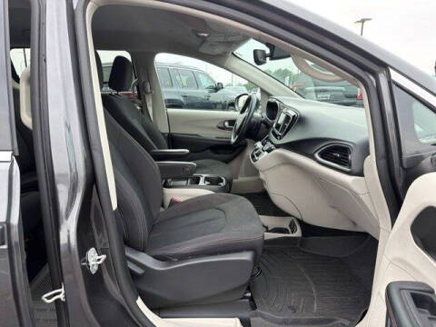 2020 Chrysler Pacifica Touring